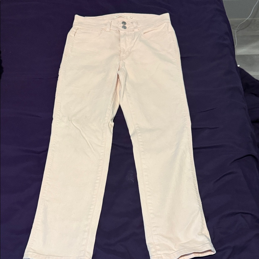 Levi's Women's High Rise Jeans in Light Pink